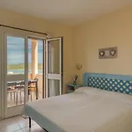 Fantastico Baia De Bahas Sea View Two Bedroom Sleeps Six Num0894 Apartment Marinella (Sardinia)