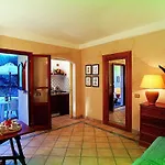 Διαμέρισμα Fantastico Baia De Bahas Sea View Two Bedroom Sleeps Six Num0894 *