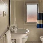 Апартаменты Fantastico Baia De Bahas Sea View Two Bedroom Sleeps Six Num0894