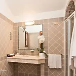 Διαμέρισμα Fantastico Baia De Bahas Sea View Two Bedroom Sleeps Six Num0894