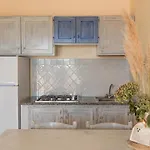 Fantastico Baia De Bahas Sea View Two Bedroom Sleeps Six Num0894 Маринелла
