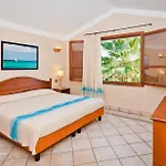 Διαμέρισμα Fantastico Baia De Bahas Sea View Two Bedroom Sleeps Six Num0894 Santa Marinella