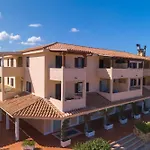 Fantastico Baia De Bahas Sea View Two Bedroom Sleeps Six Num0894 Santa Marinella
