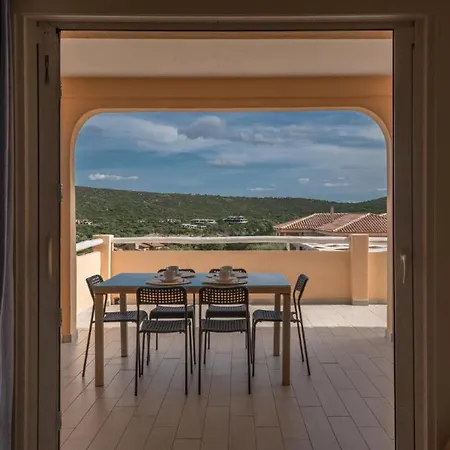 Apartment Perfectly Positioned Baia De Bahas Seaview 2 Bedroom Sleeps 6-no 0894 Marinella (Sardinia)
