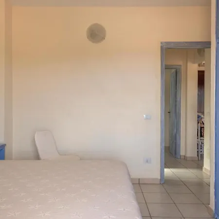 Lejlighed Perfectly Positioned Baia De Bahas Seaview 2 Bedroom Sleeps 6-no 0894 Marinella (Sardinia)