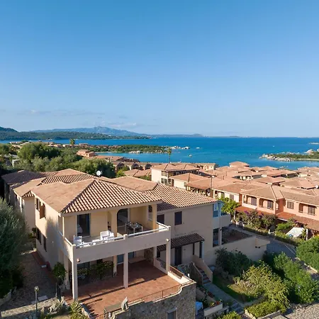 Fantastico Baia De Bahas Sea View Two Bedroom Sleeps Six Num0894
